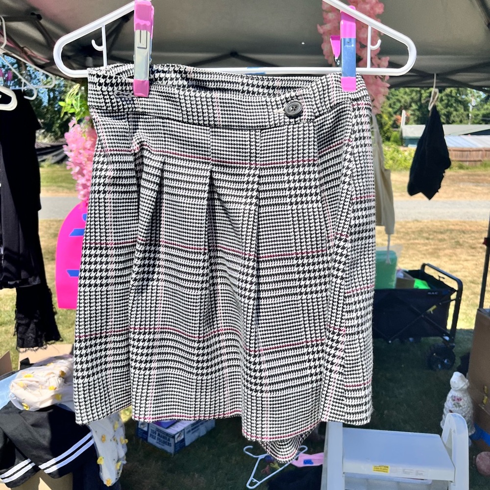 Arizona Jean Company Black and White Skater Mini Skirt